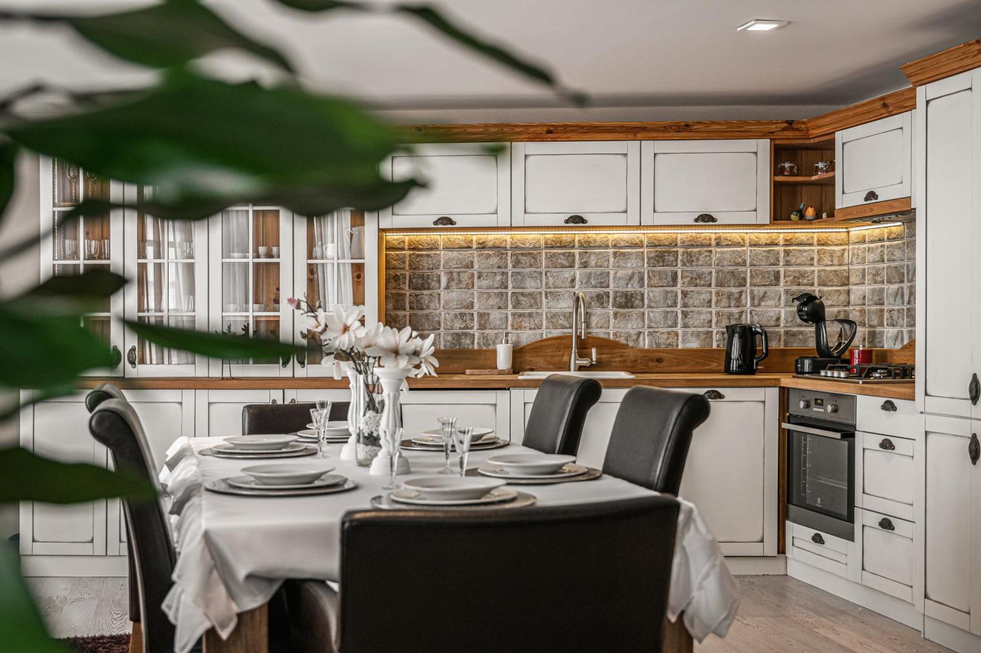 Luxurious And Royal Apartment In The Old Town Bratislava Dış mekan fotoğraf