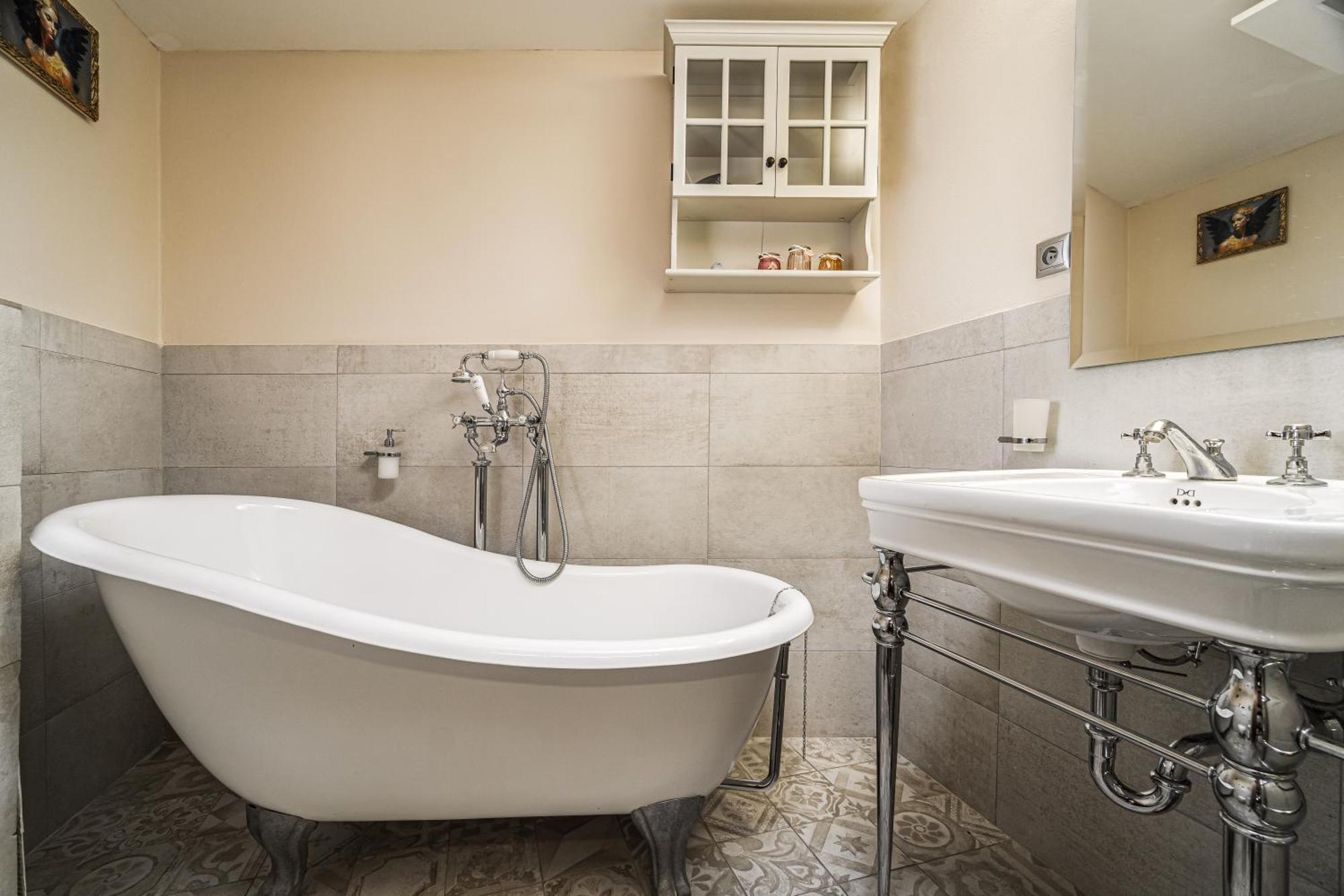 Luxurious And Royal Apartment In The Old Town Bratislava Dış mekan fotoğraf